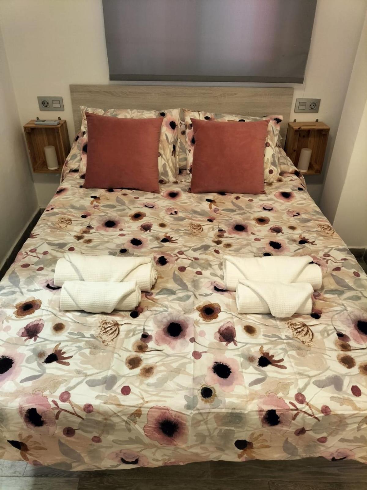 Appartamento Apartamento Caborrubio Málaga Esterno foto
