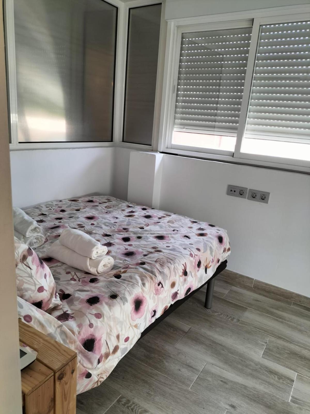 Appartamento Apartamento Caborrubio Málaga Esterno foto